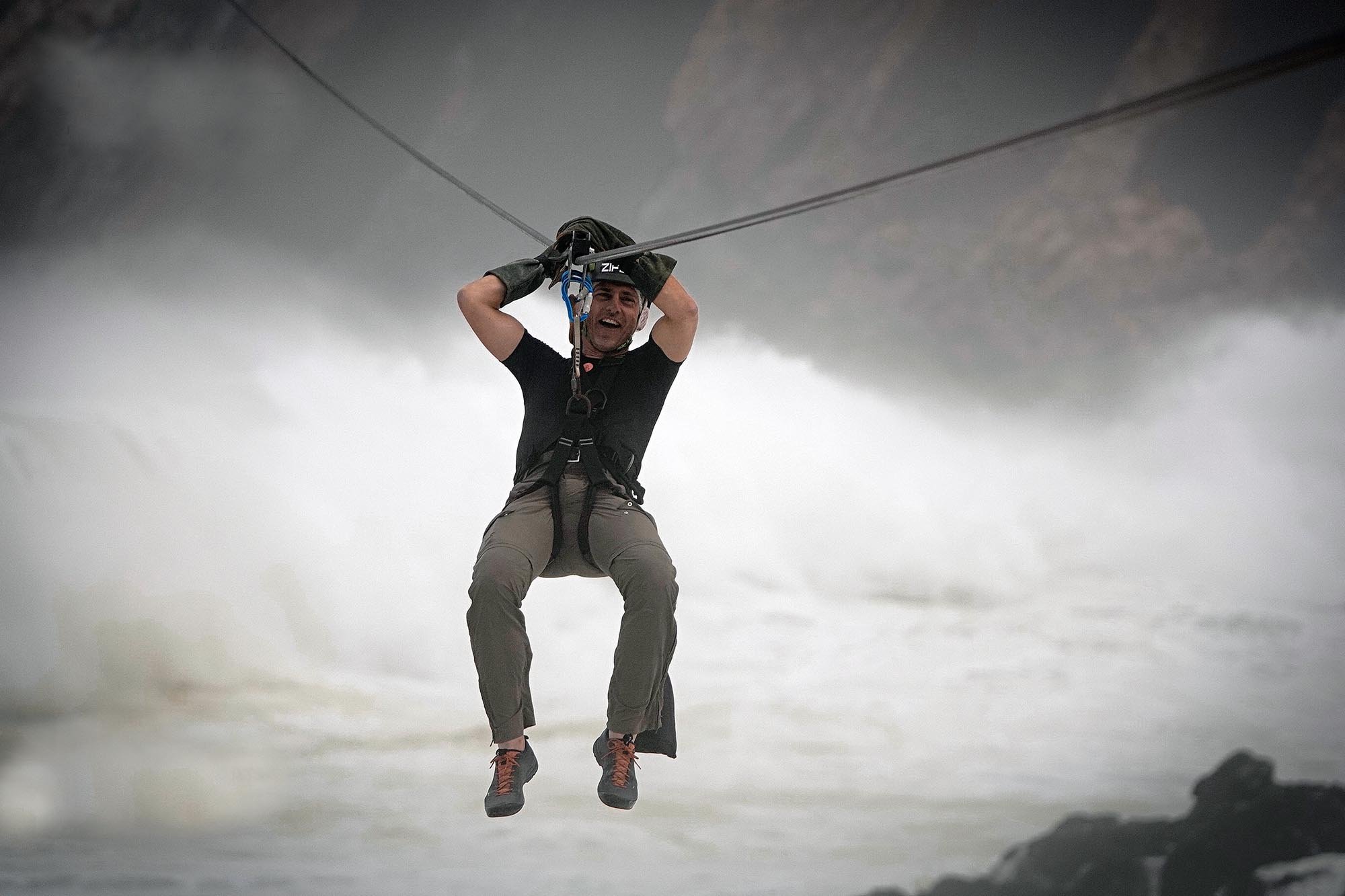 16_Zipline_01_2000